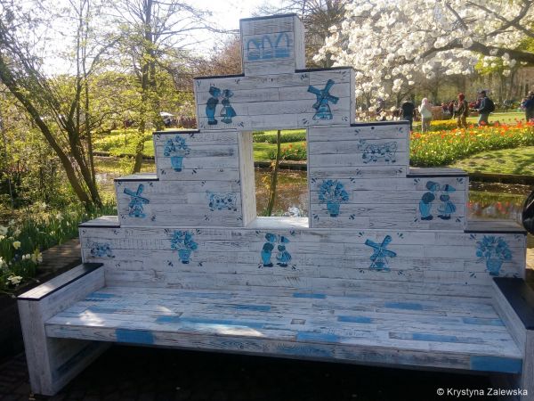 Ogr&oacute;d Keukenhof. W kr&oacute;lestwie tulipan&oacute;w.